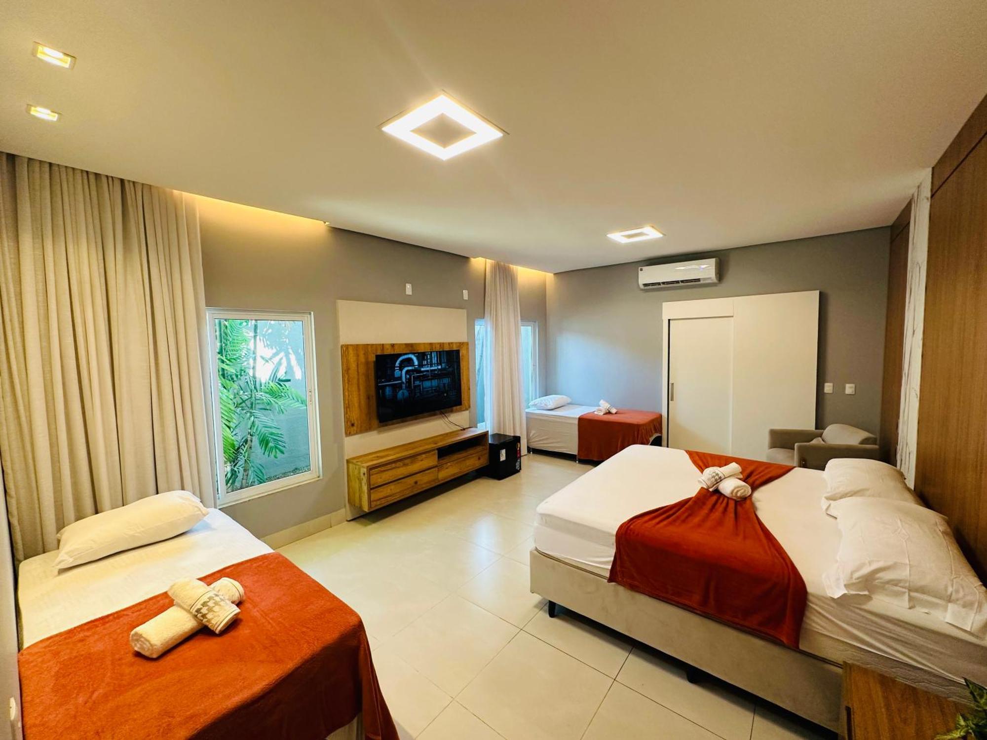 Pousada Alphaville ปัลมัส ภายนอก รูปภาพ