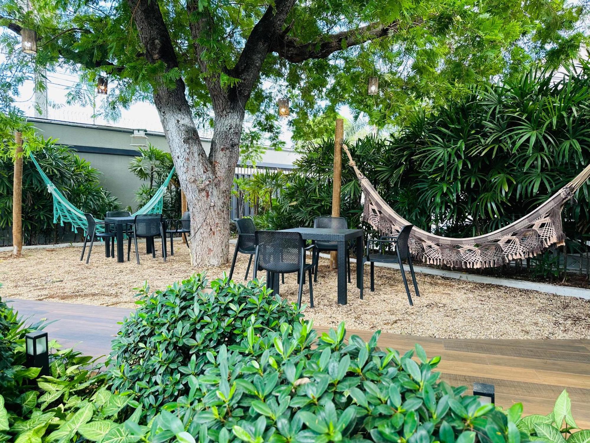 Pousada Alphaville ปัลมัส ภายนอก รูปภาพ